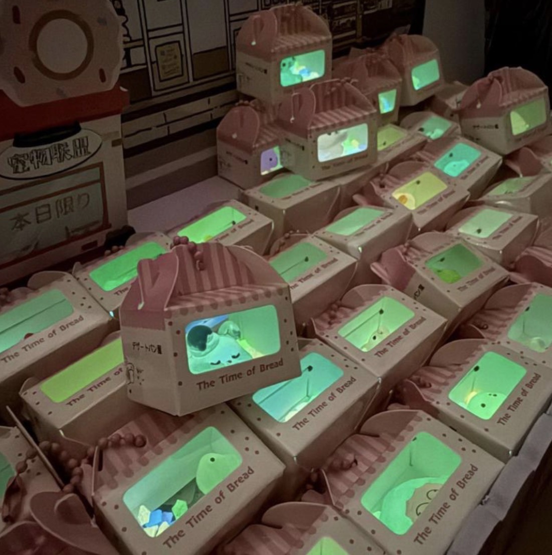 آویز باکس دار شبتاب